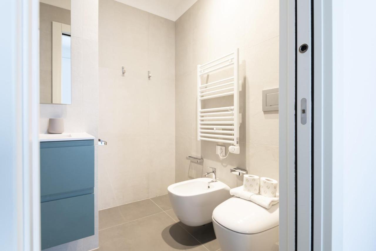 Easylife - Lussuosa Dimora Con Rooftop Condominiale Vista Duomo Milano Esterno foto